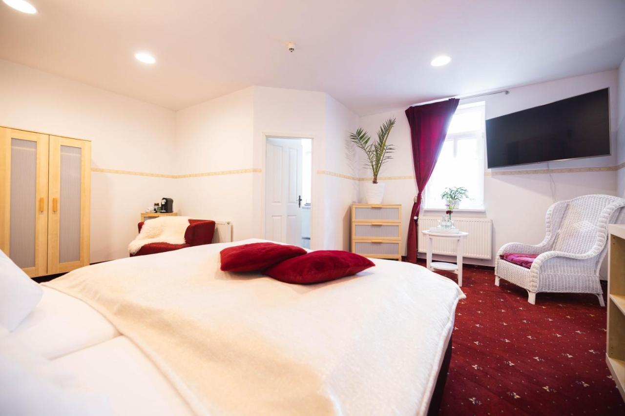 Pension Friedrichshof Bad Klosterlausnitz Luaran gambar